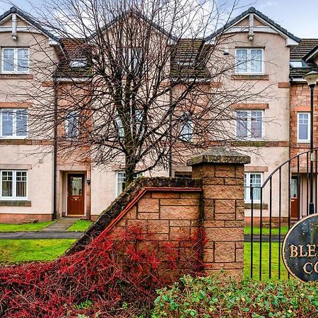 4 Bedroom Townhouse In Stirling Bagian luar foto